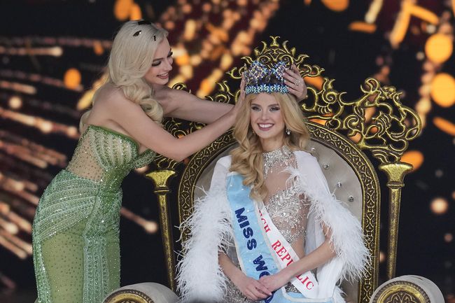 Krystyna Pyszkova dari Republik Ceko Sabet Gelar Miss World 2024