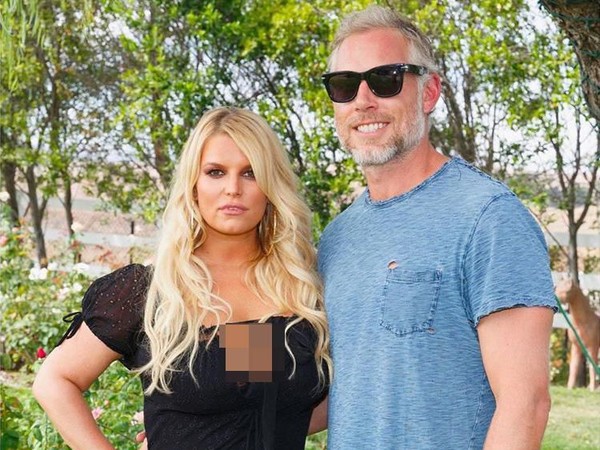 Jessica Simpson Jual Rumah Mewah Rp 293 Miliar Setelah Umumkan Perceraian